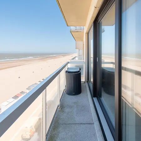 Mariakerke With Stunning Sea Views Apartmán *